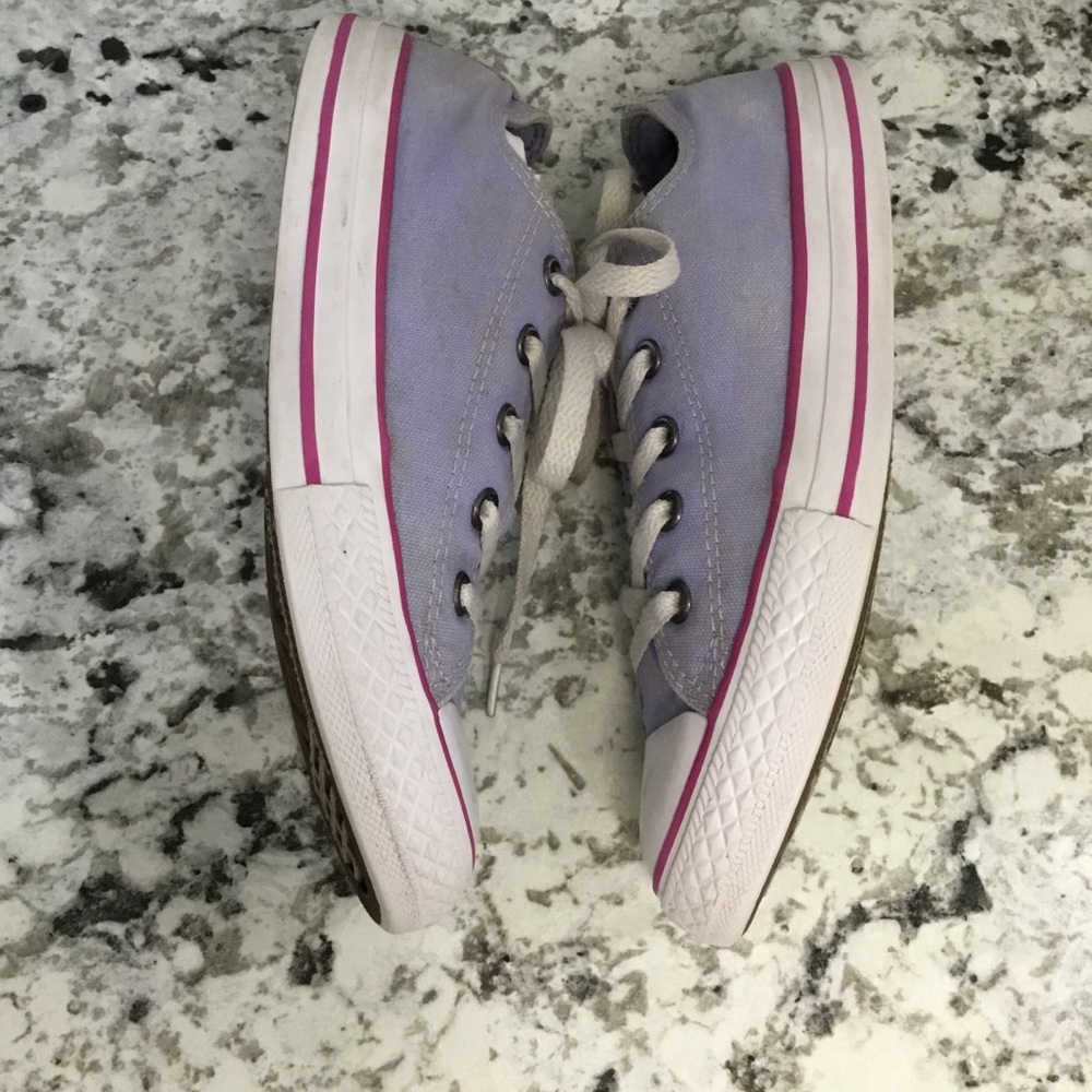 COPY - Girls Chuck Taylor All Star Sneakers - Picture 3 of 14